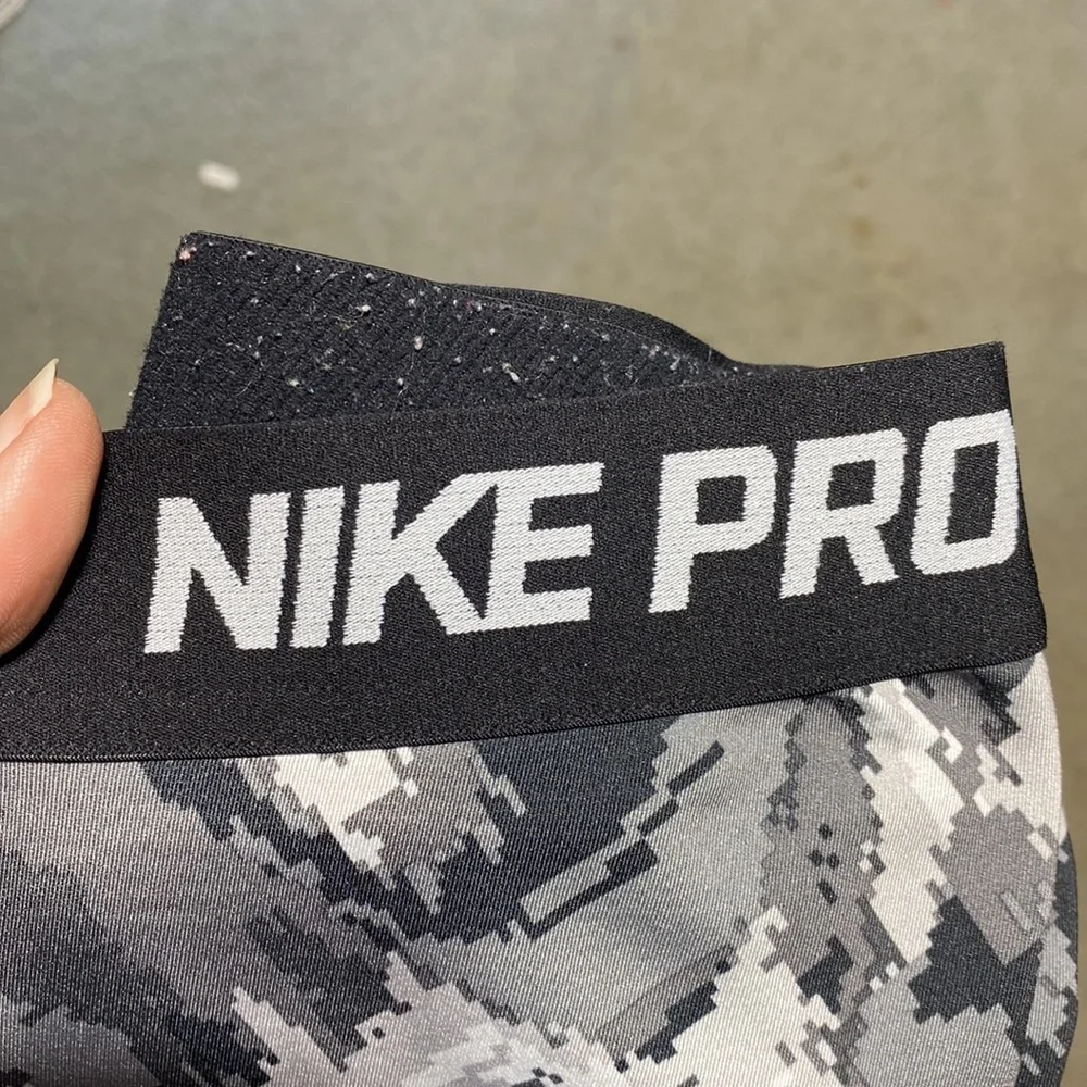 Kids Nike pro leggings​​​ - Picture 5 of 5